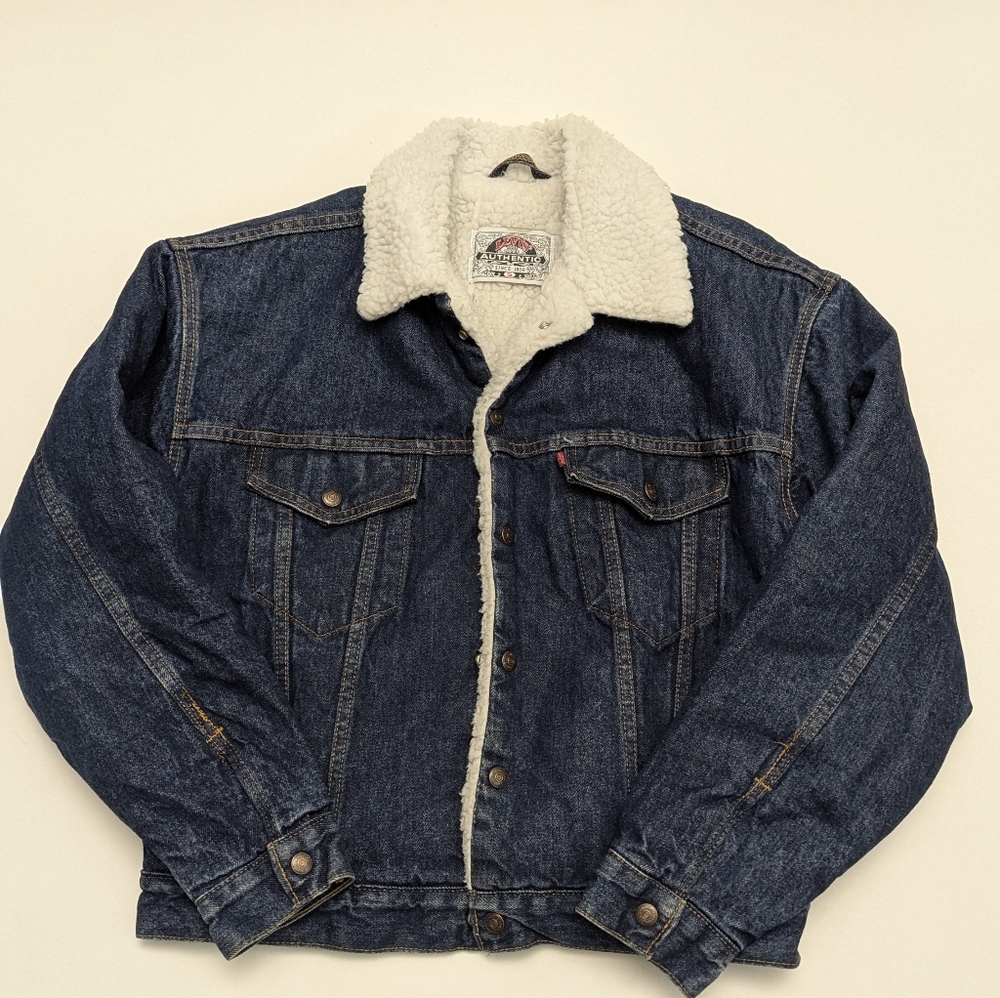 Vintage Men's Levi's Sherpa Denim Jeans Jacket Small